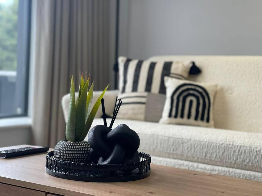 Trendy Apartment In Cardiff Free Parking Exterior foto