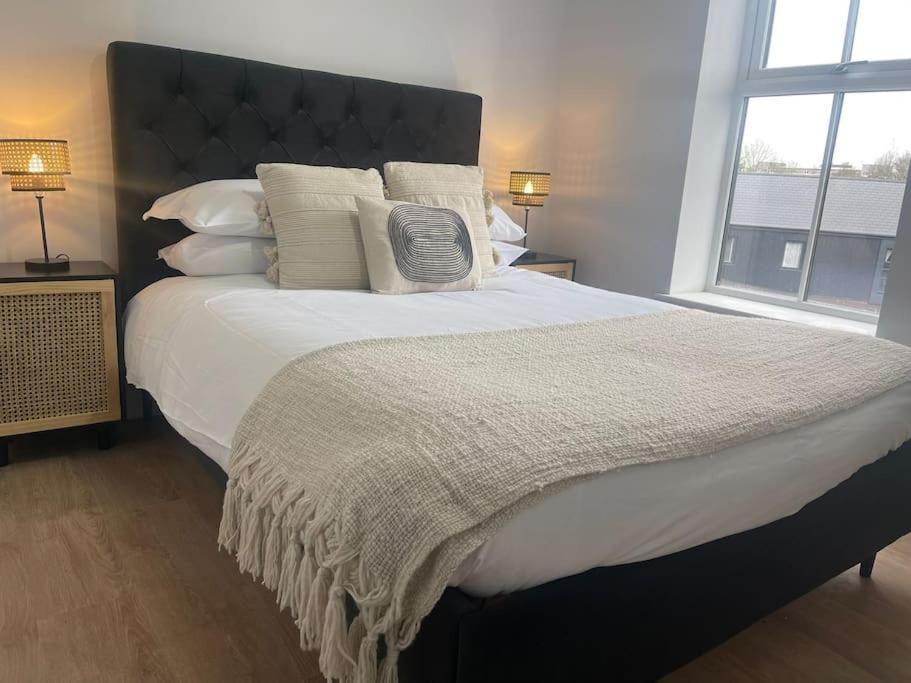 Trendy Apartment In Cardiff Free Parking Exterior foto