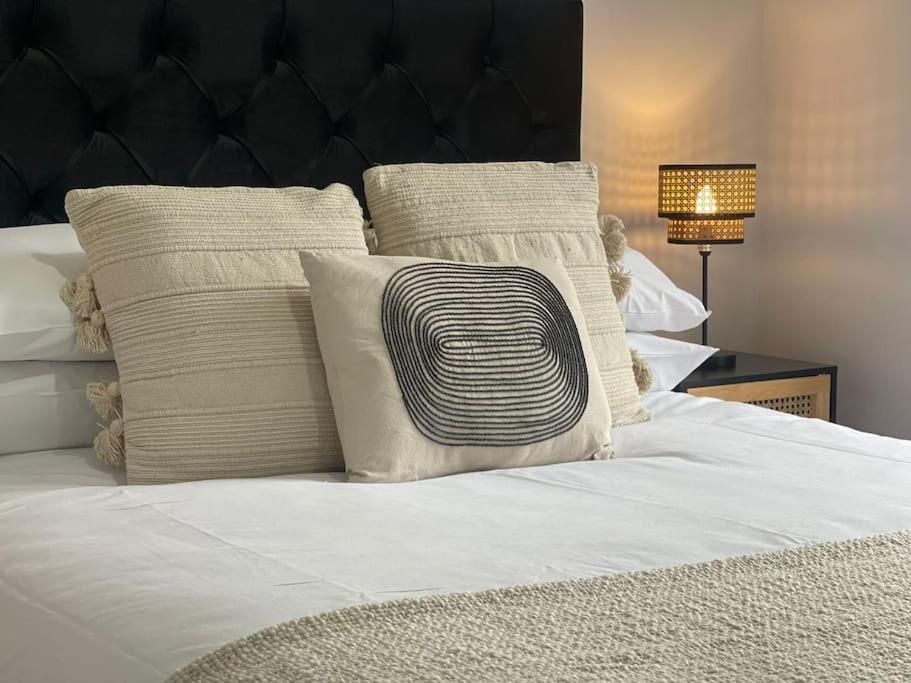 Trendy Apartment In Cardiff Free Parking Exterior foto